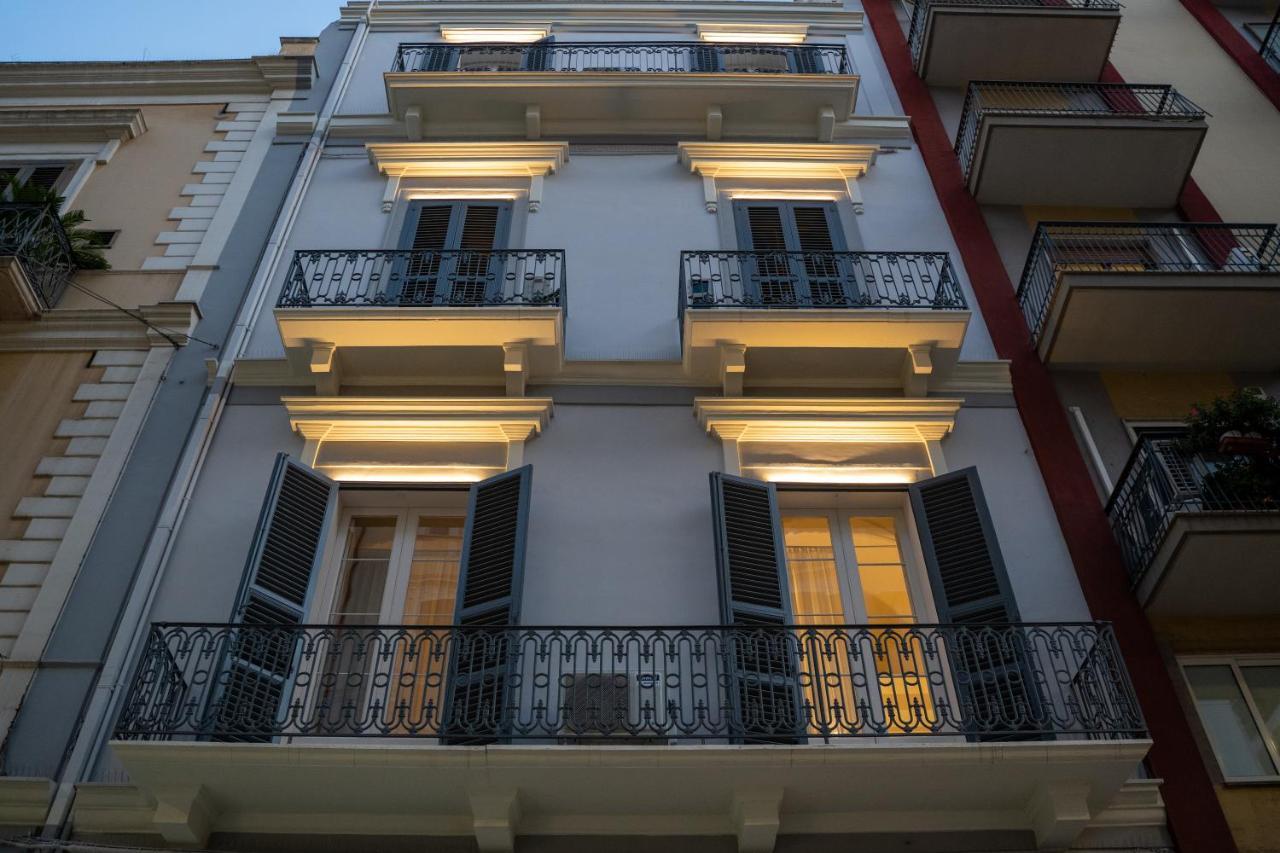 ホテル Casa Almika Principe Amedeo バーリ エクステリア 写真